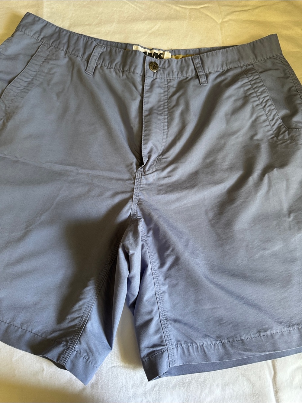 Mountain Khakis Men's Light cornflower blue Flat Front Shorts 38 x8